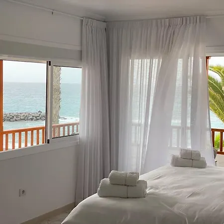 Tranquila, Playa Del Duque بيت للعطل