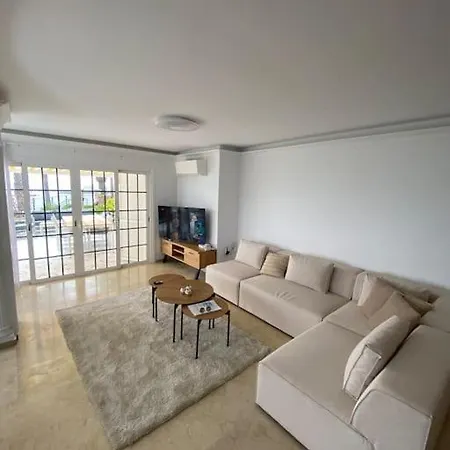 別荘 Tranquila, Playa Del Duque アデヘ