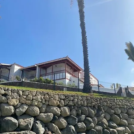 Tranquila, Playa Del Duque بيت للعطل