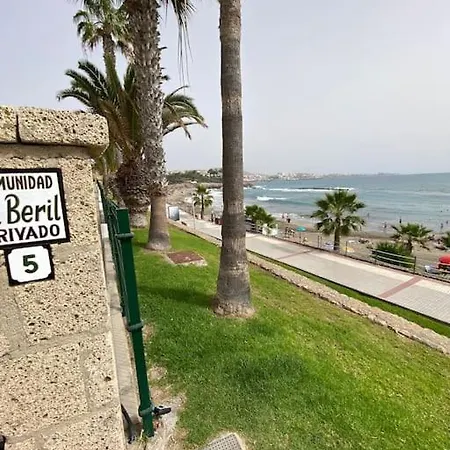 Tranquila, Playa Del Duque بيت للعطل