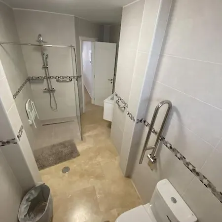 Tranquila, Playa Del Duque 別荘 アデヘ