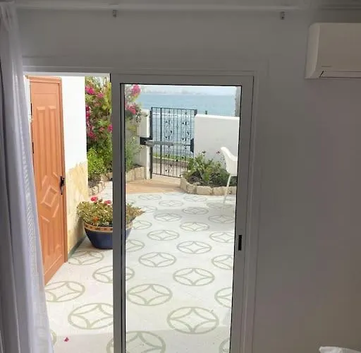 Tranquila, Playa Del Duque Будинок відпочинку *