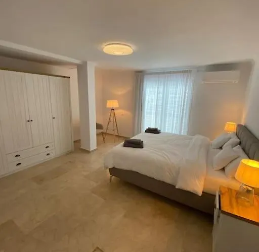 Tranquila, Playa Del Duque *