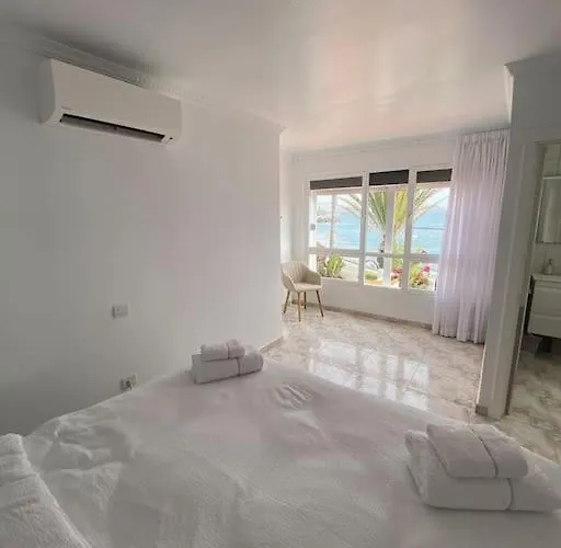 Tranquila, Playa Del Duque Будинок відпочинку *